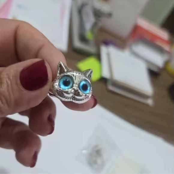Cat Blue Eyes Silver Ring - Picture 6 of 16